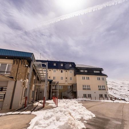 Albergue Inturjoven Sierra Nevada Exteriér fotografie