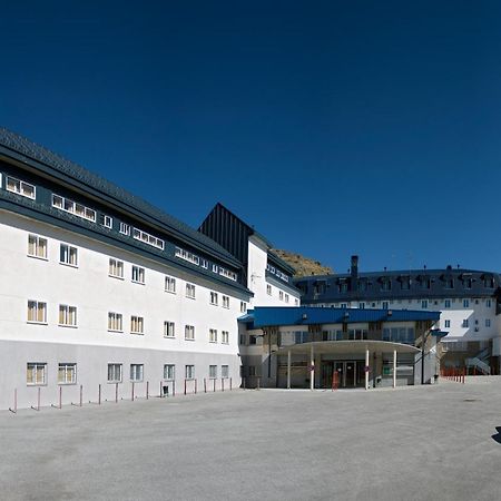 Albergue Inturjoven Sierra Nevada Exteriér fotografie