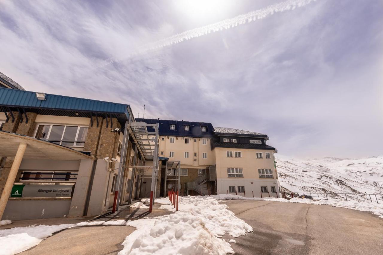 Albergue Inturjoven Sierra Nevada Exteriér fotografie